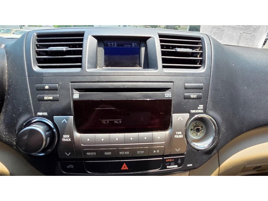 used 2011 Toyota Highlander car, priced at $6,995