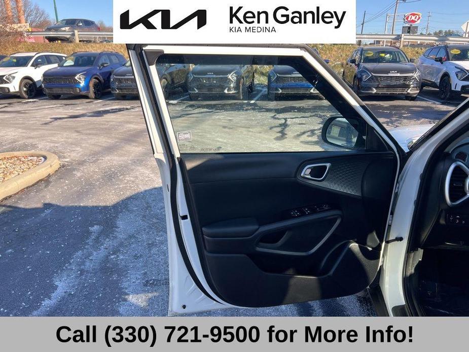 used 2021 Kia Soul car, priced at $16,606