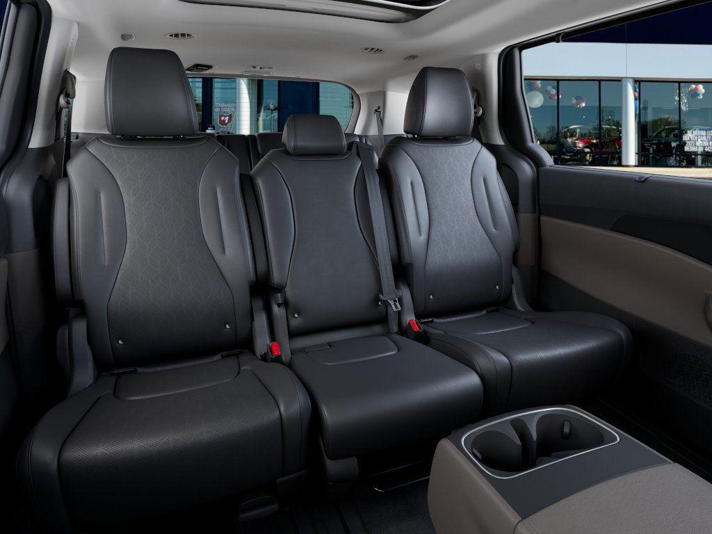 new 2026 Kia Carnival Hybrid car, priced at $49,285