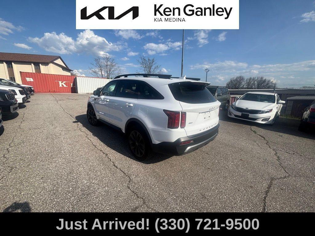 used 2022 Kia Sorento car, priced at $31,970