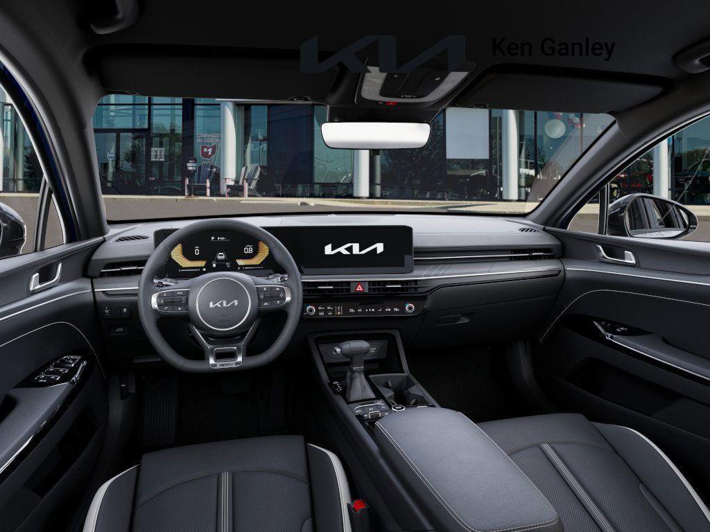 new 2025 Kia K5 car, priced at $29,900