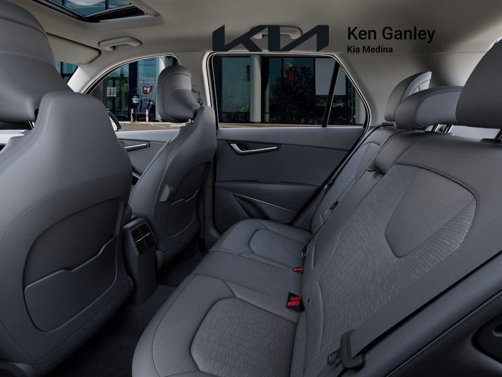 new 2025 Kia Niro car, priced at $33,060