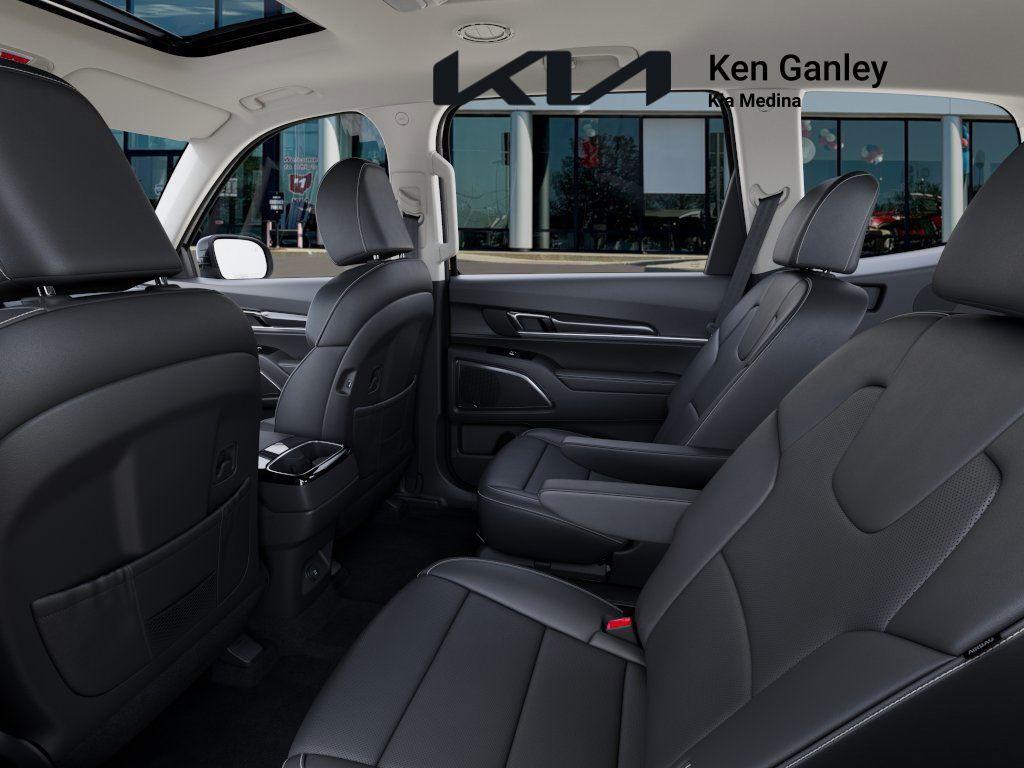 new 2025 Kia Telluride car, priced at $40,800