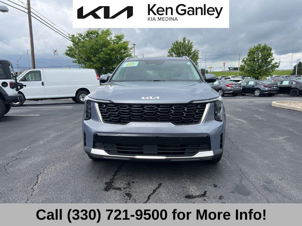 used 2024 Kia Sorento car, priced at $31,667