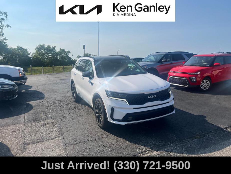 used 2023 Kia Sorento car, priced at $35,160