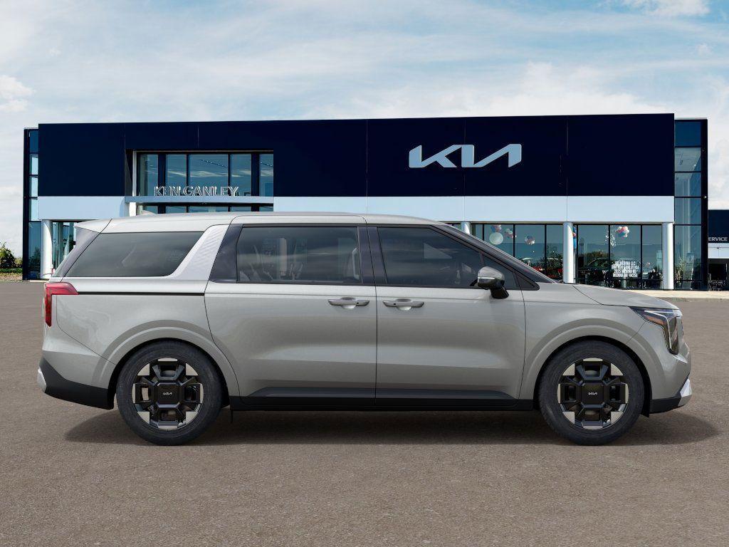 new 2025 Kia Carnival car, priced at $42,725