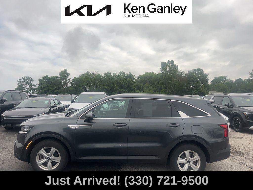 used 2022 Kia Sorento car, priced at $24,571