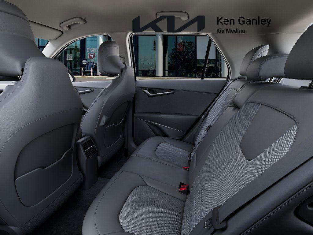 new 2025 Kia Niro car, priced at $29,360