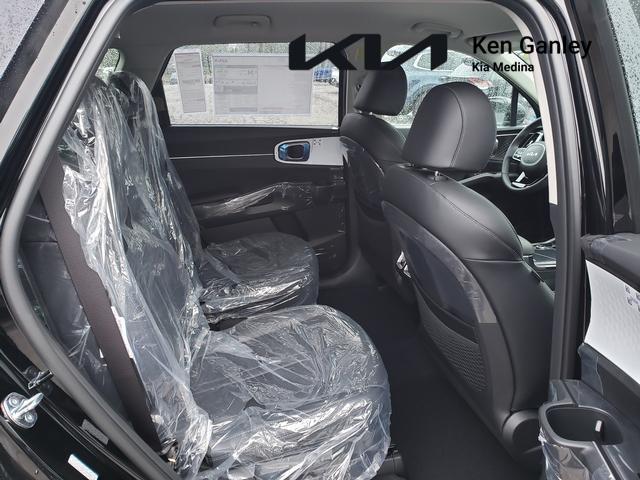 new 2024 Kia Sorento Hybrid car, priced at $39,540