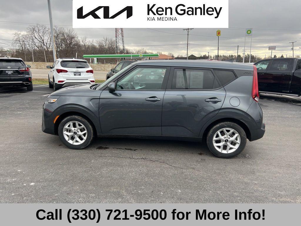 used 2022 Kia Soul car, priced at $17,341