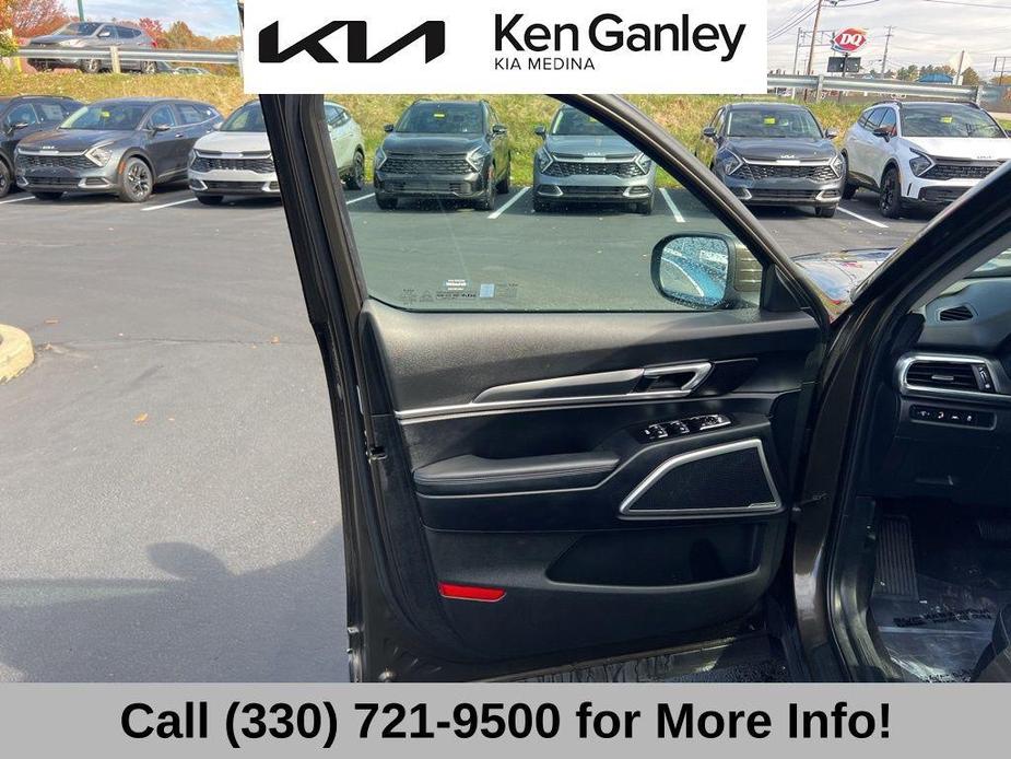 used 2022 Kia Telluride car, priced at $29,905