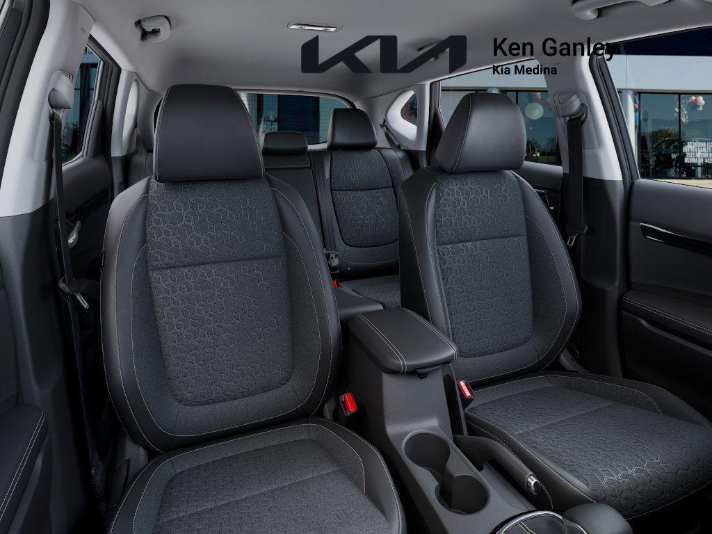 new 2025 Kia Seltos car, priced at $27,610