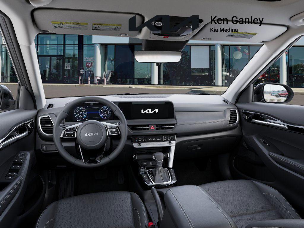 new 2025 Kia Seltos car, priced at $30,860