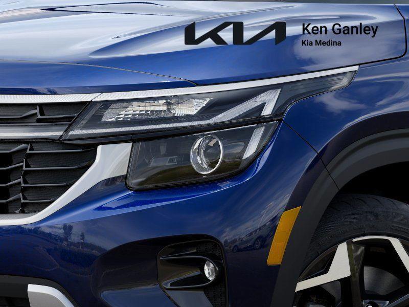 new 2025 Kia Seltos car, priced at $30,000