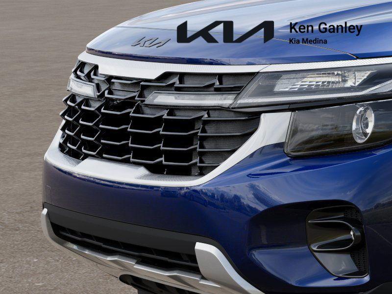 new 2025 Kia Seltos car, priced at $30,000