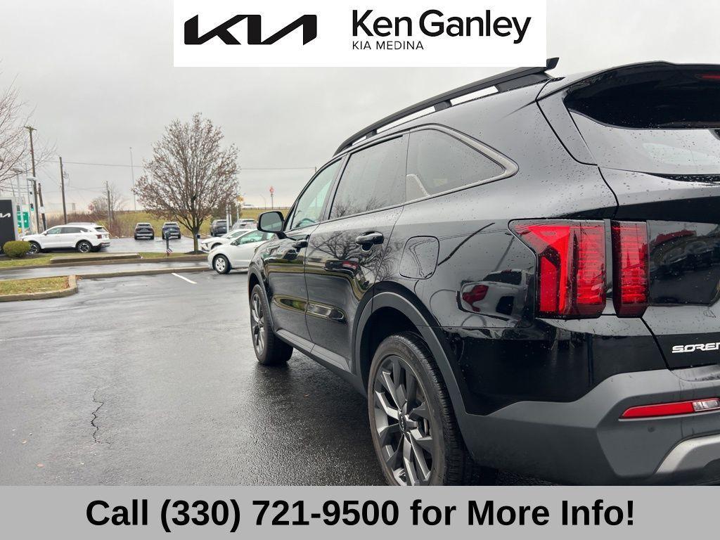 used 2023 Kia Sorento car, priced at $31,984