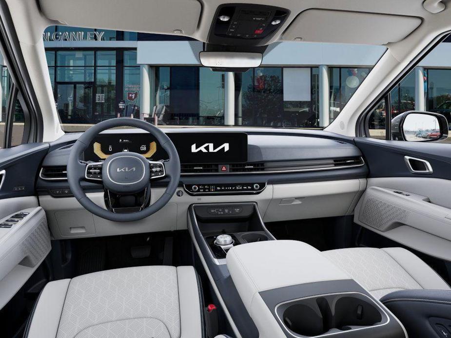 new 2025 Kia Carnival Hybrid car, priced at $43,855