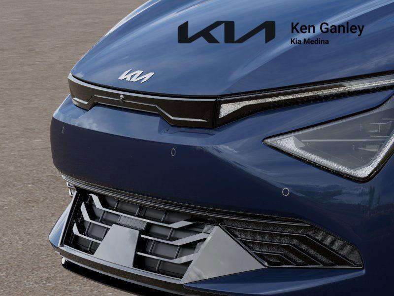 new 2025 Kia EV6 car, priced at $43,040