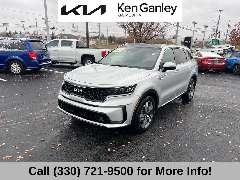 used 2022 Kia Sorento Plug-In Hybrid car, priced at $29,841