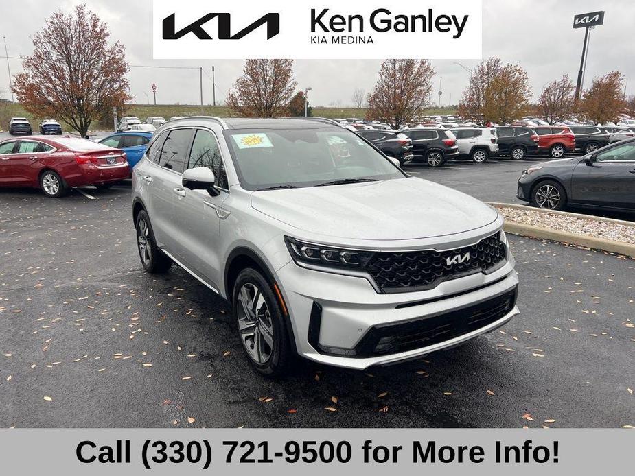 used 2022 Kia Sorento Plug-In Hybrid car, priced at $29,841