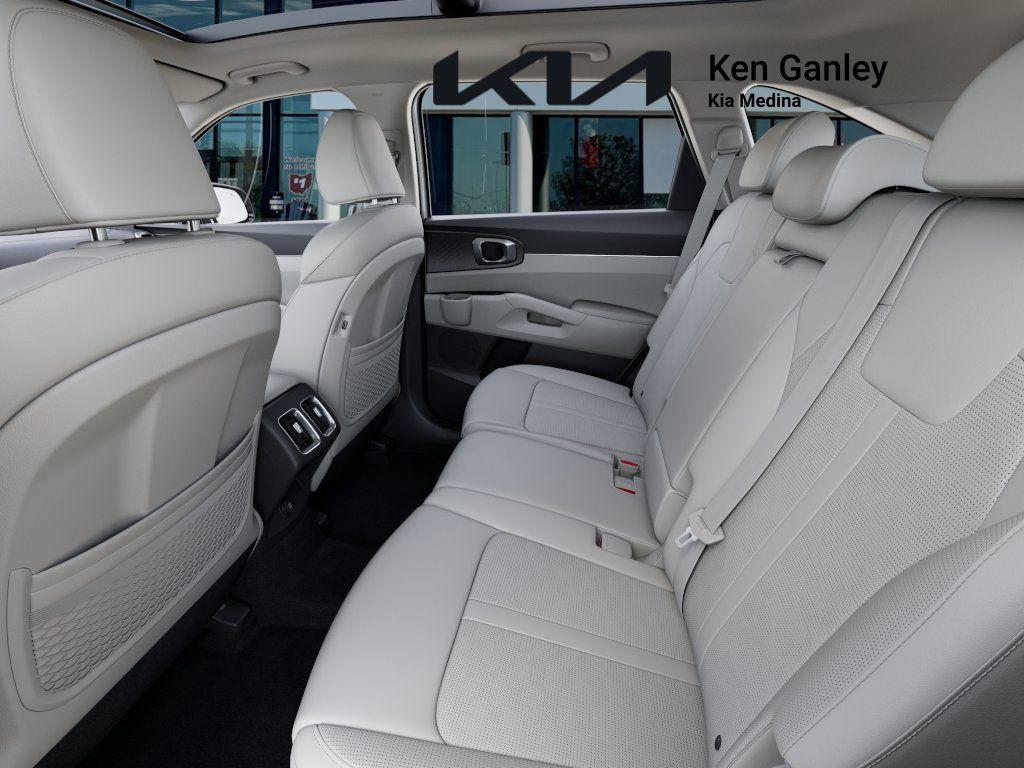 new 2025 Kia Sorento car, priced at $36,325
