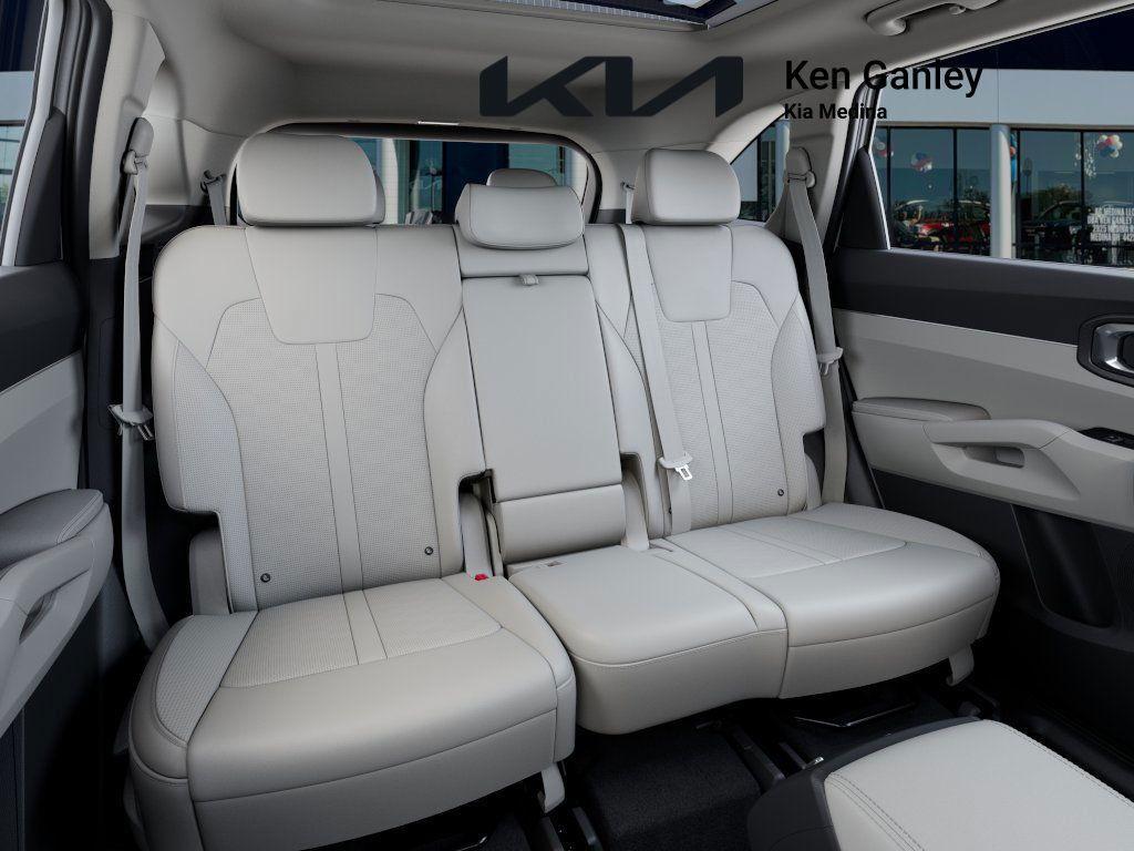 new 2025 Kia Sorento car, priced at $36,325