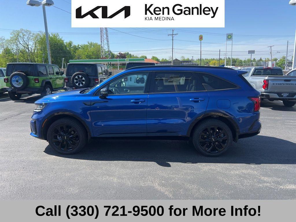 used 2022 Kia Sorento car, priced at $31,984