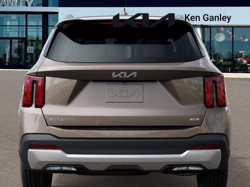 new 2025 Kia Sorento Hybrid car, priced at $38,630