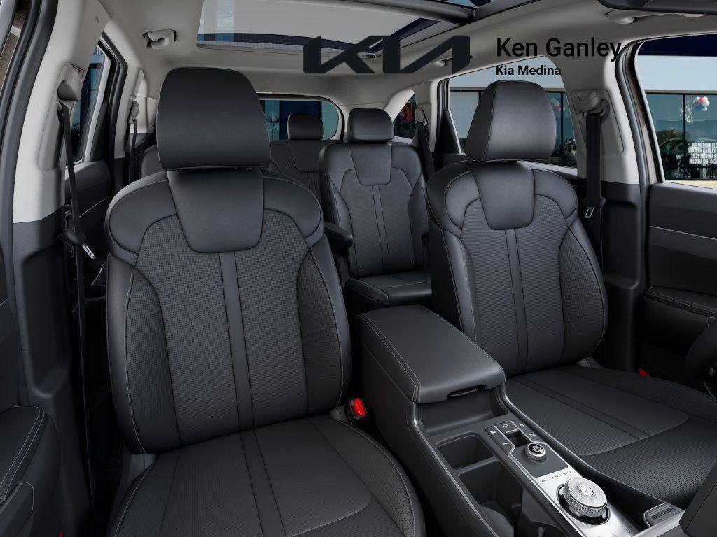 new 2025 Kia Sorento Hybrid car, priced at $38,630