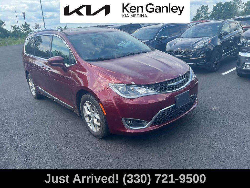 used 2018 Chrysler Pacifica car, priced at $13,859