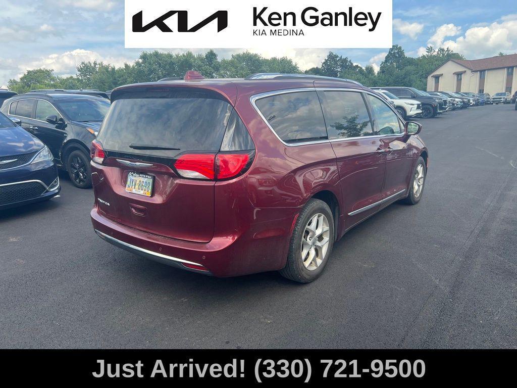used 2018 Chrysler Pacifica car, priced at $13,859