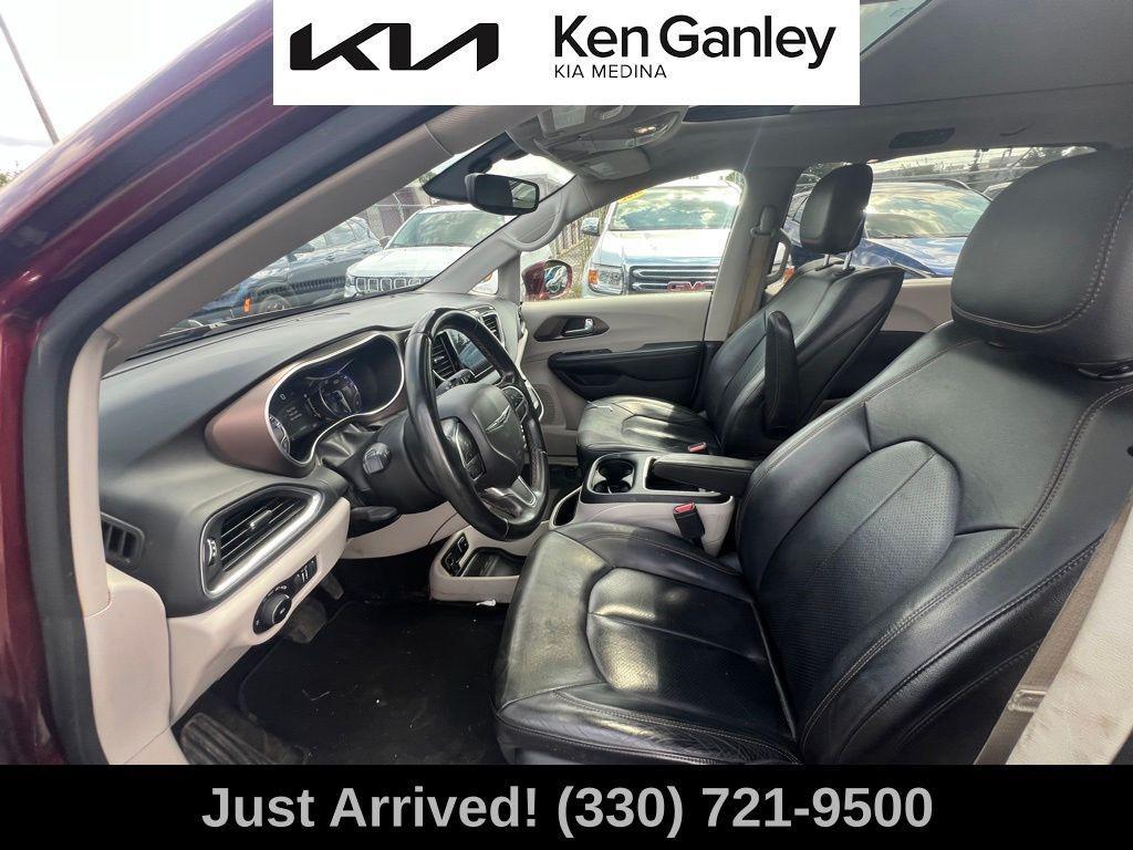 used 2018 Chrysler Pacifica car, priced at $13,859