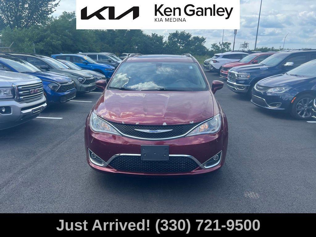 used 2018 Chrysler Pacifica car, priced at $13,859