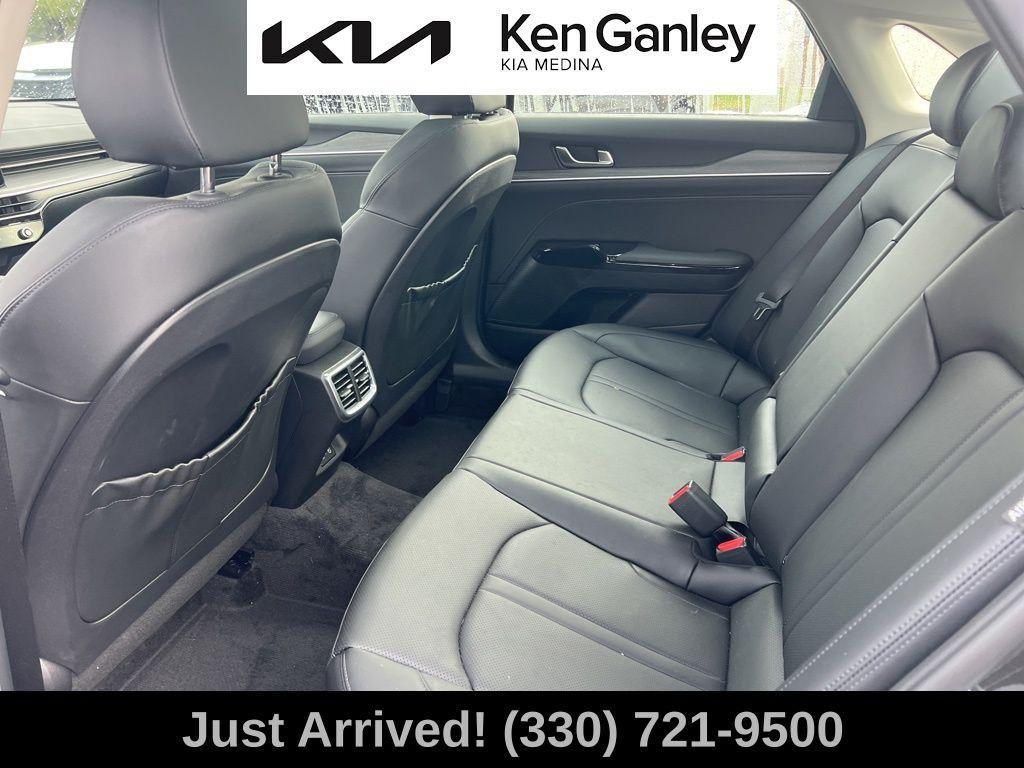 used 2025 Kia K5 car, priced at $34,814