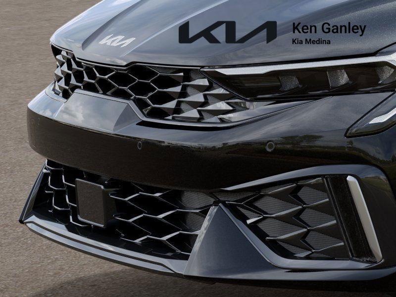 new 2025 Kia K5 car, priced at $30,040