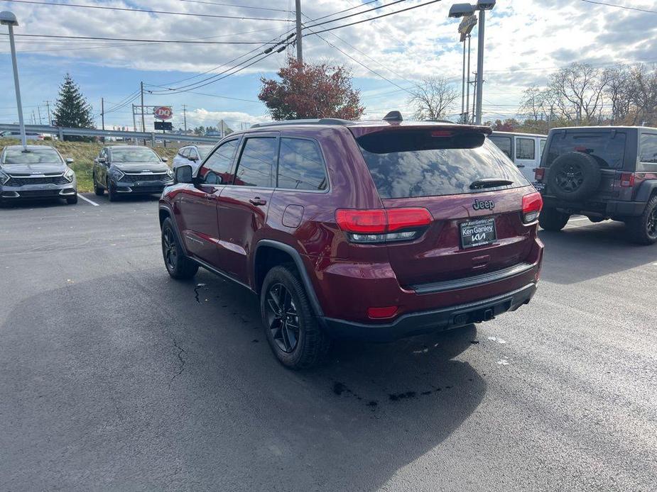 used 2017 Jeep Grand Cherokee car, priced at $16,402