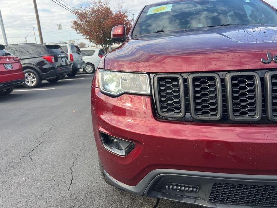 used 2017 Jeep Grand Cherokee car, priced at $16,402