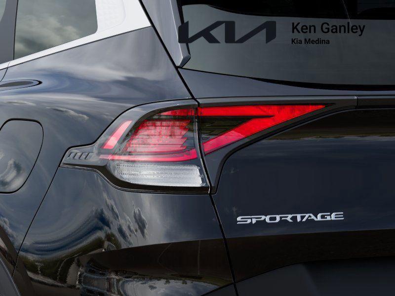 new 2025 Kia Sportage car, priced at $33,140