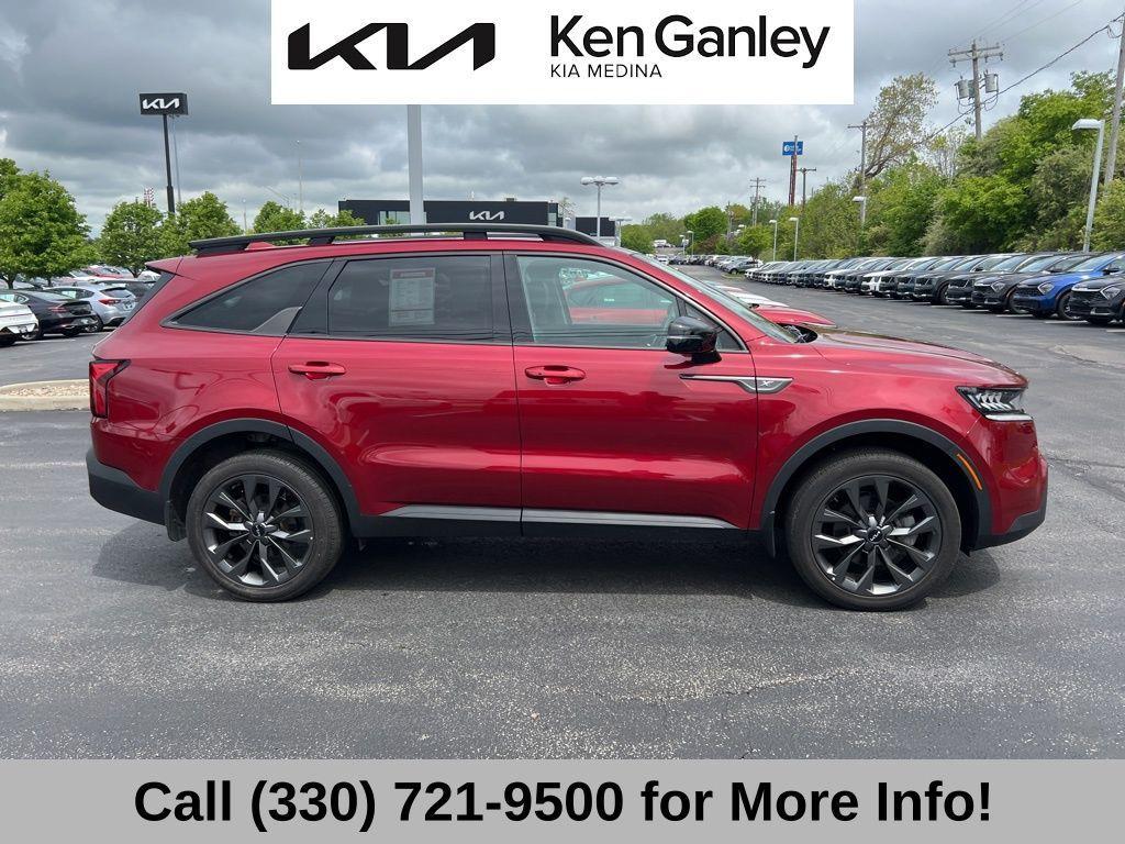 used 2023 Kia Sorento car, priced at $32,740