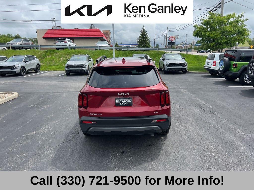 used 2023 Kia Sorento car, priced at $32,740