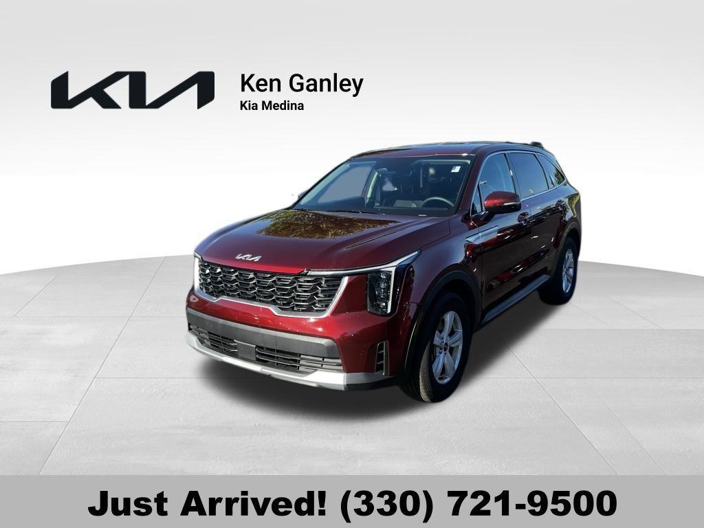 used 2025 Kia Sorento car, priced at $28,871