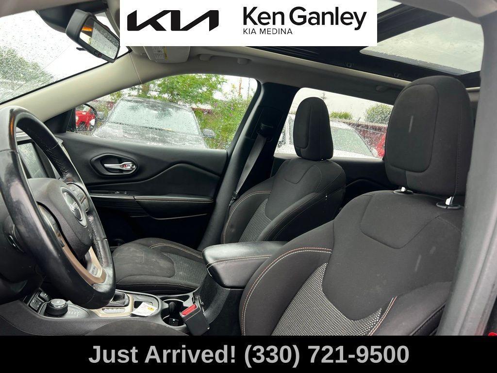 used 2016 Jeep Cherokee car, priced at $9,543