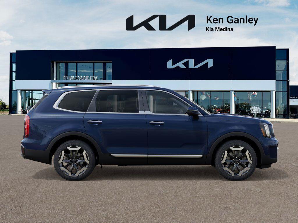 new 2025 Kia Telluride car, priced at $42,800