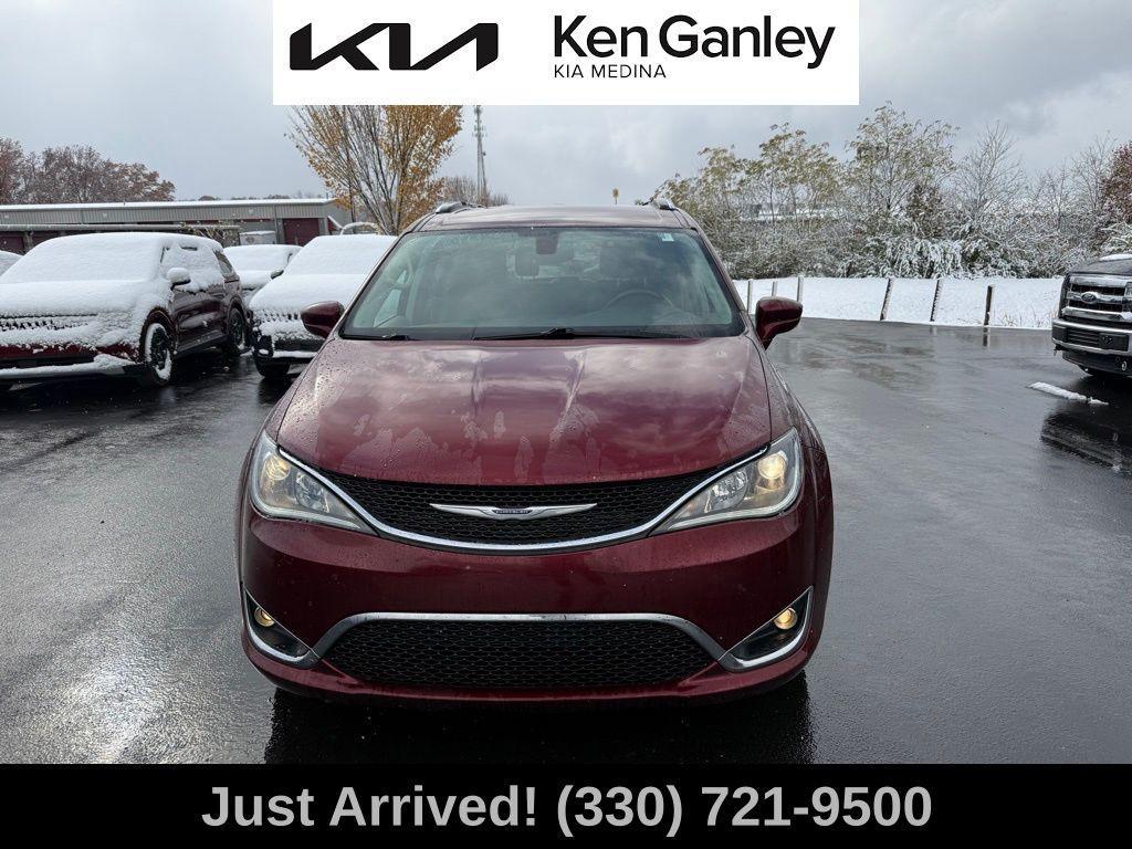 used 2019 Chrysler Pacifica car, priced at $12,624