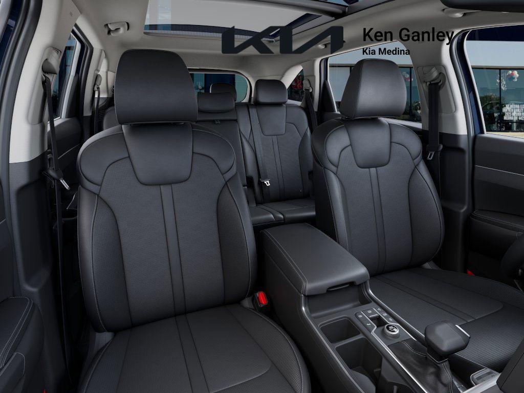 new 2025 Kia Sorento car, priced at $36,325