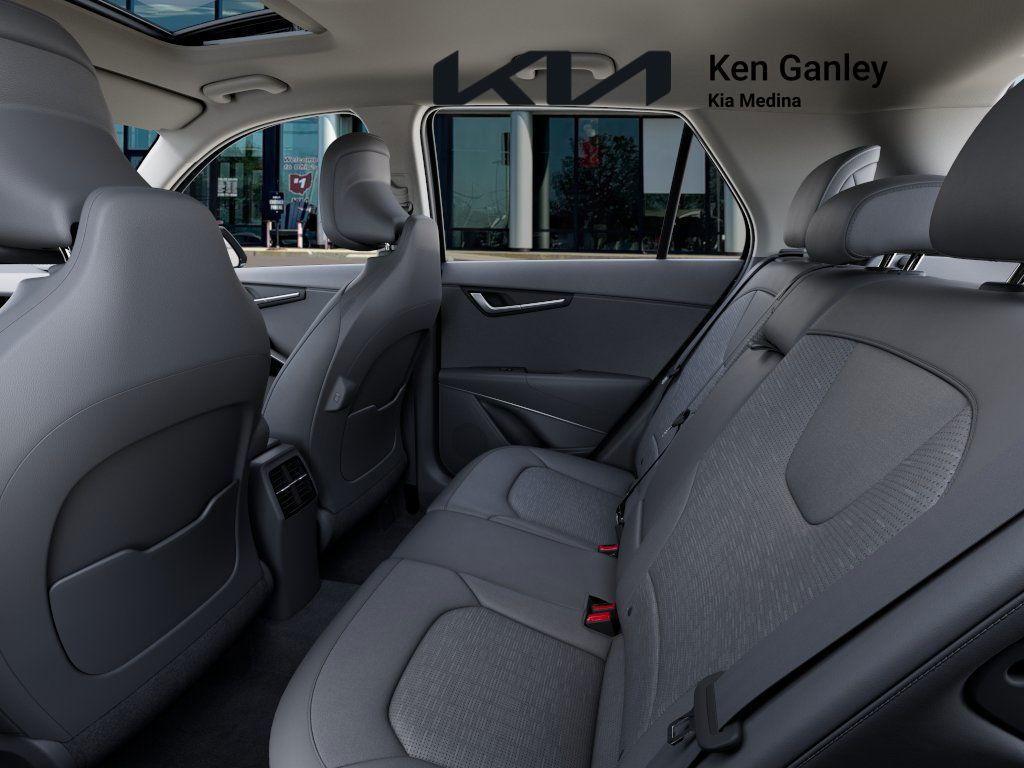 new 2025 Kia Niro car, priced at $32,060