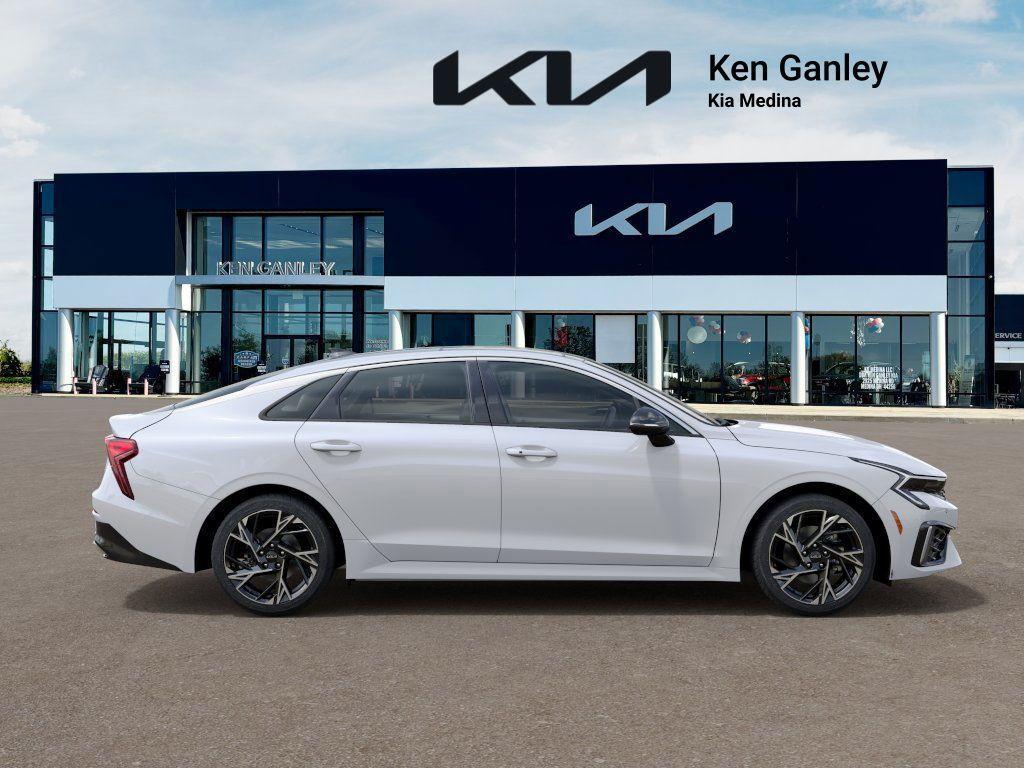 new 2025 Kia K5 car, priced at $30,535