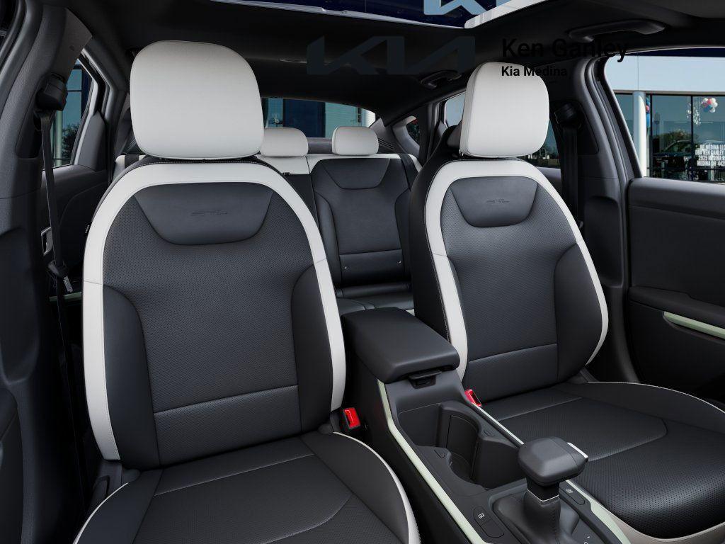 new 2025 Kia K4 car, priced at $30,640