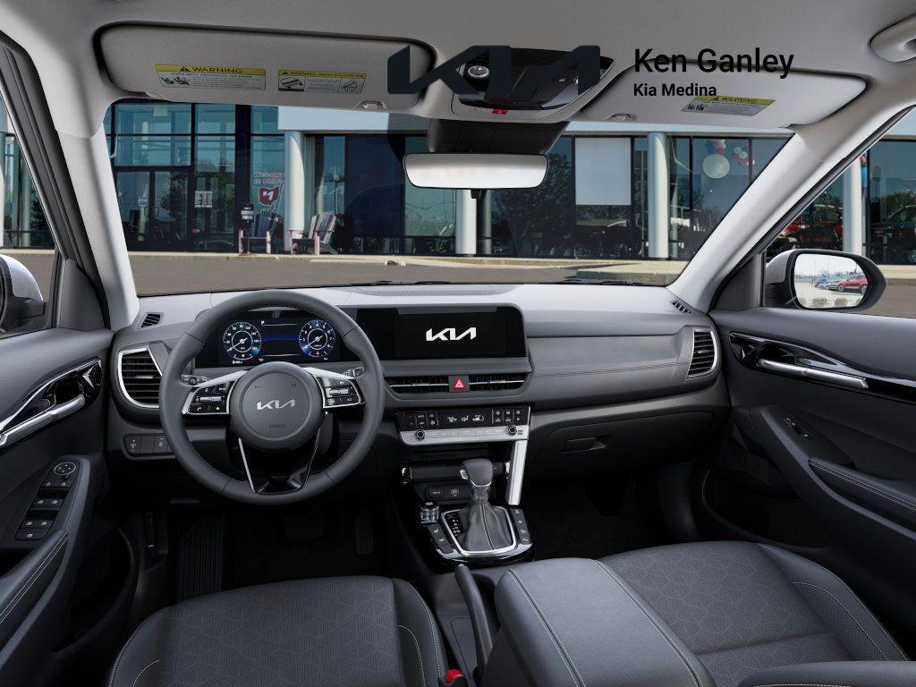 new 2025 Kia Seltos car, priced at $30,650