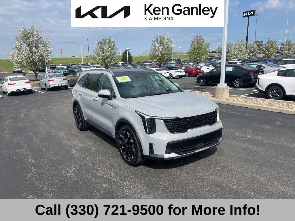 used 2025 Kia Sorento car, priced at $37,549